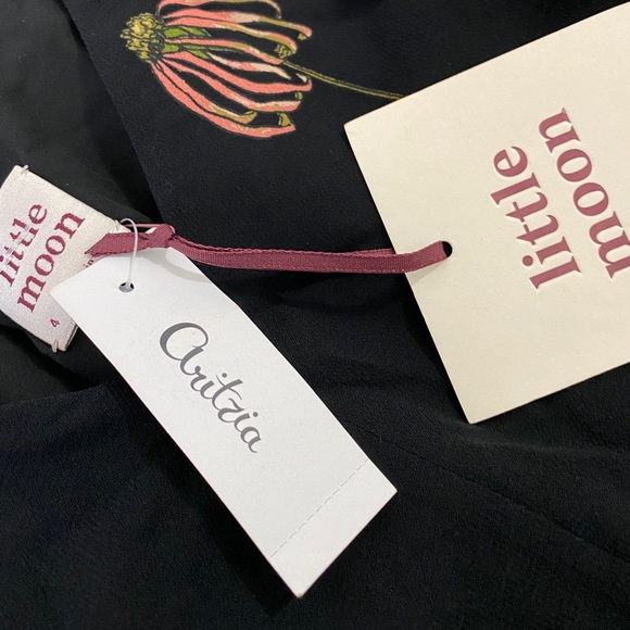 *SOLD* Brand New Aritzia Black Dress - Picture 5 of 8